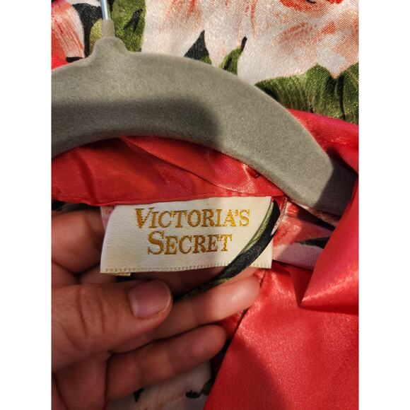 1980-90's Victoria's Secret Floral Satin Robe Kimono - Red & Black OSFA‎ Vintage - Picture 2 of 6